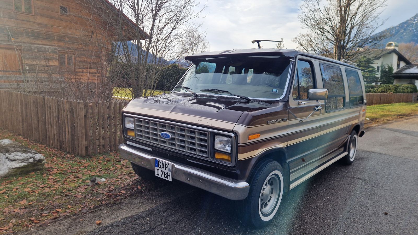 Ford Econoline V8 Gebrauchtwagen bei Flos Garage